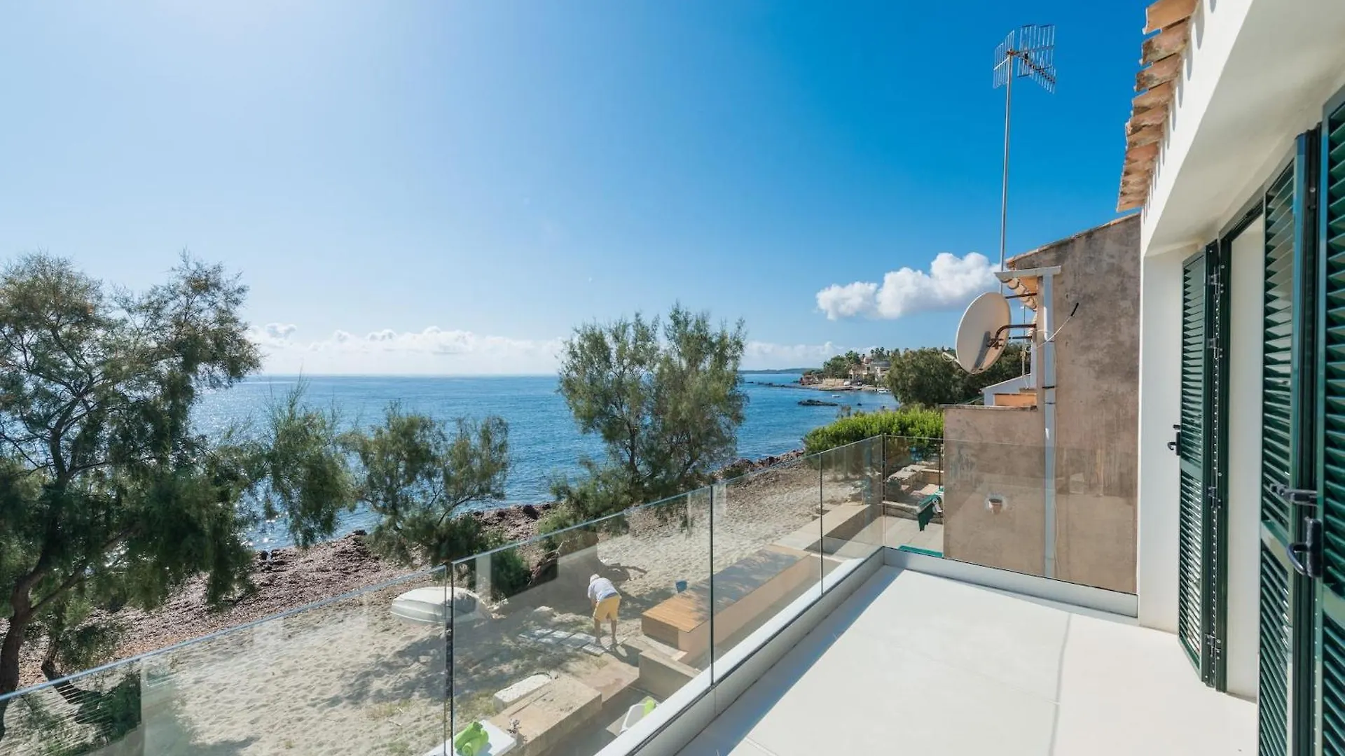 Chalet Port Nou Ca Na Cati - House In Cala Bona Villa Cala Bona