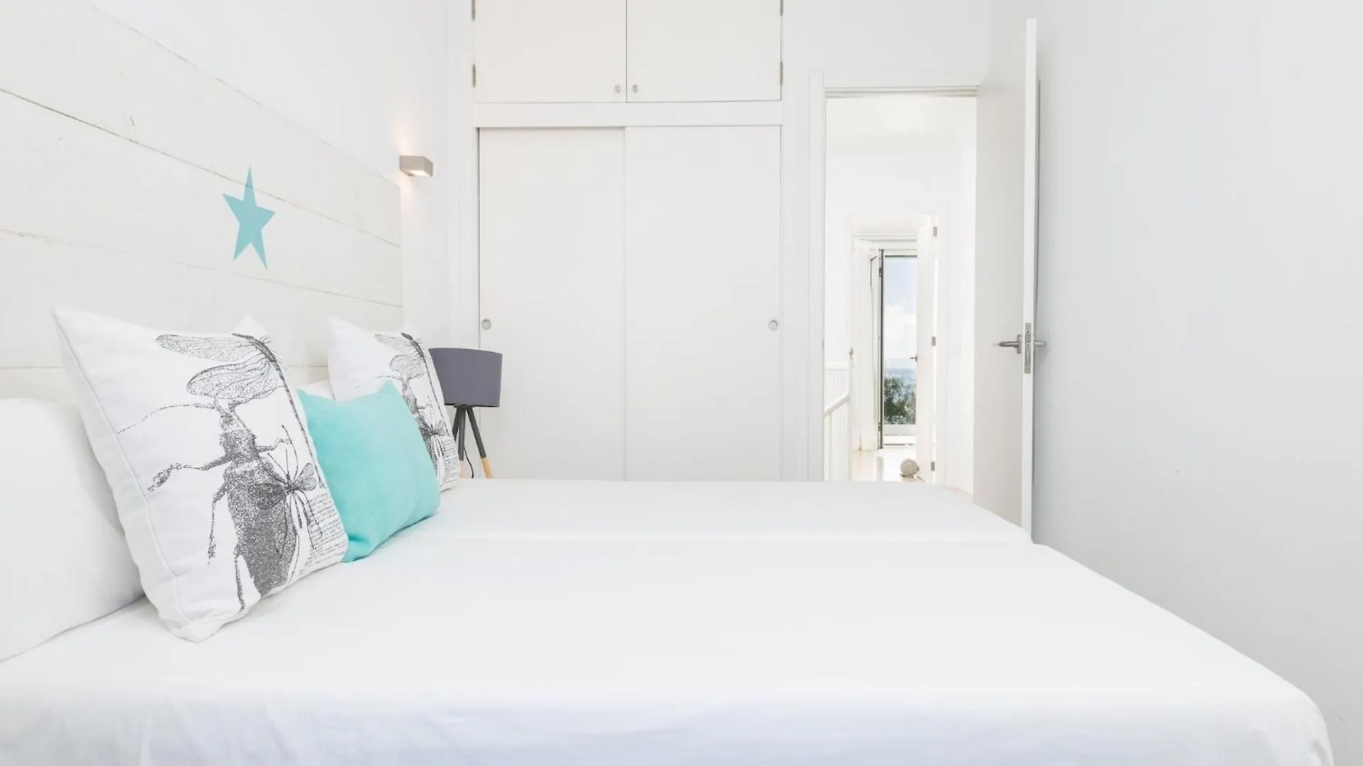 Chalet Port Nou Ca Na Cati - House In Cala Bona Villa Cala Bona  Spain